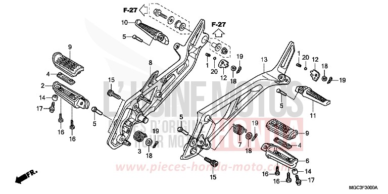 STEP for CB1100 ABS PEARL MILKEY WHITE (NH162) from 2013